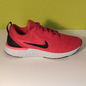 Nike Odyssey React (Mens 7.5 = Womens 9 Wide)